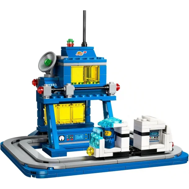LEGO Micro Command Center (40786)